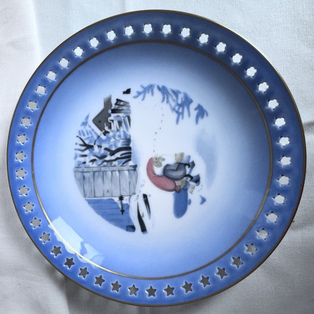 Bing & Grondahl Harald Wiberg Christmas Service Plate CAT No.1 506 617‎
